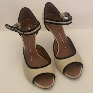 Giuseppe Zanotti sandal heels